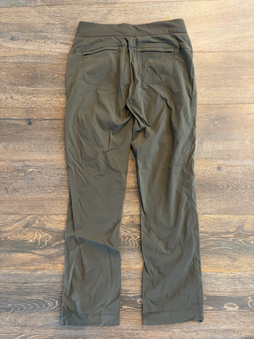Athleta Olive Green Women's Trekkie Straight Leg Hike Pants - Picture 5 of 5